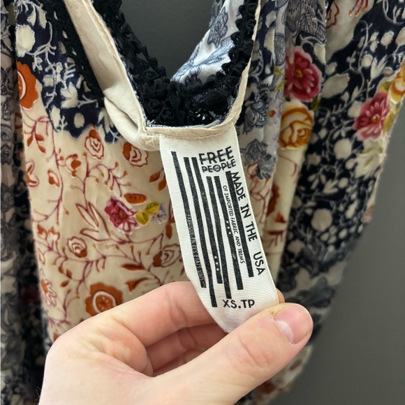 Free People Scattered Blossom Burnout Silk Blend Mini Dress Size XS - Picture 6 of 7